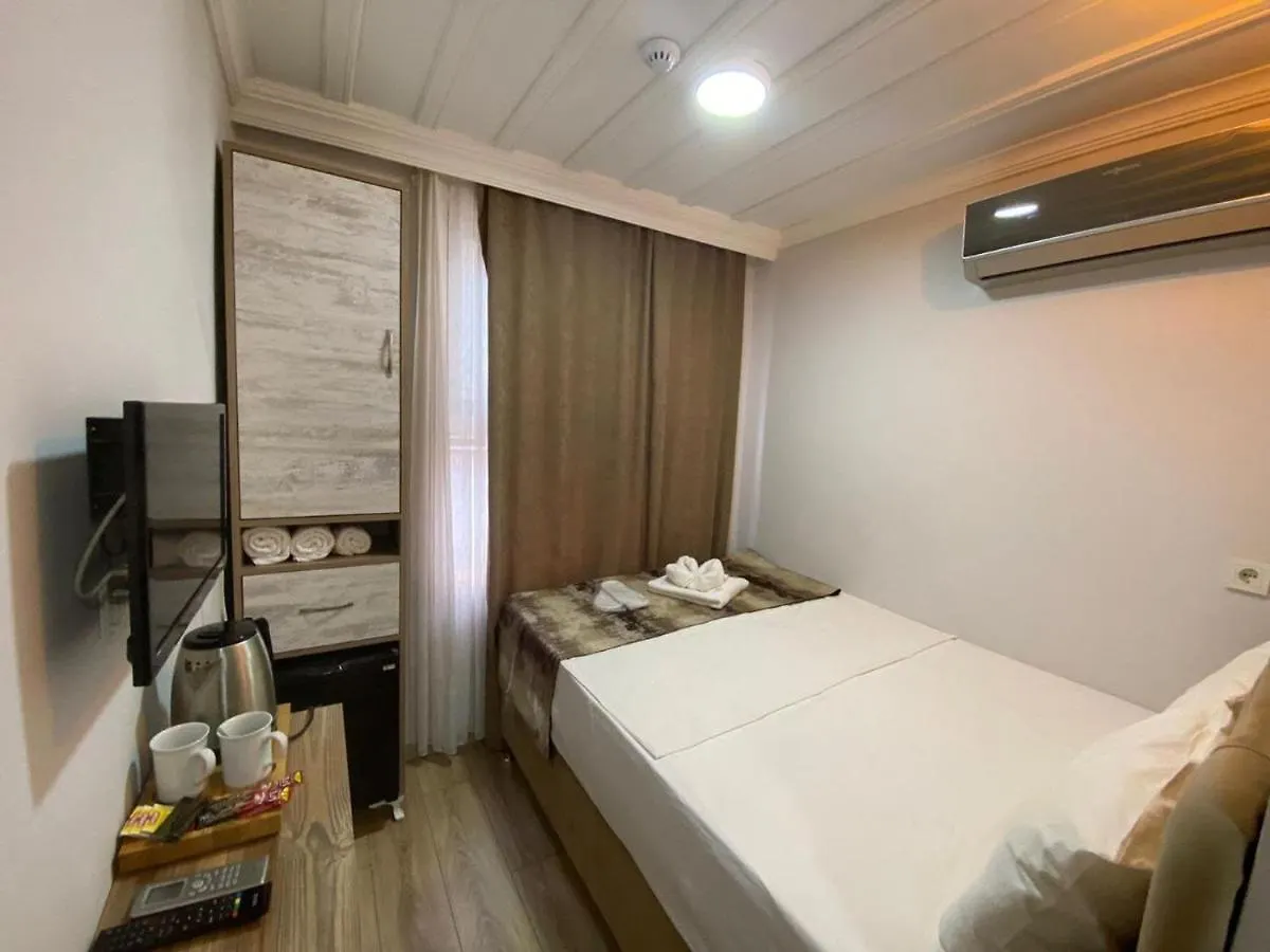 New Cherry Hotel Estambul 2*,